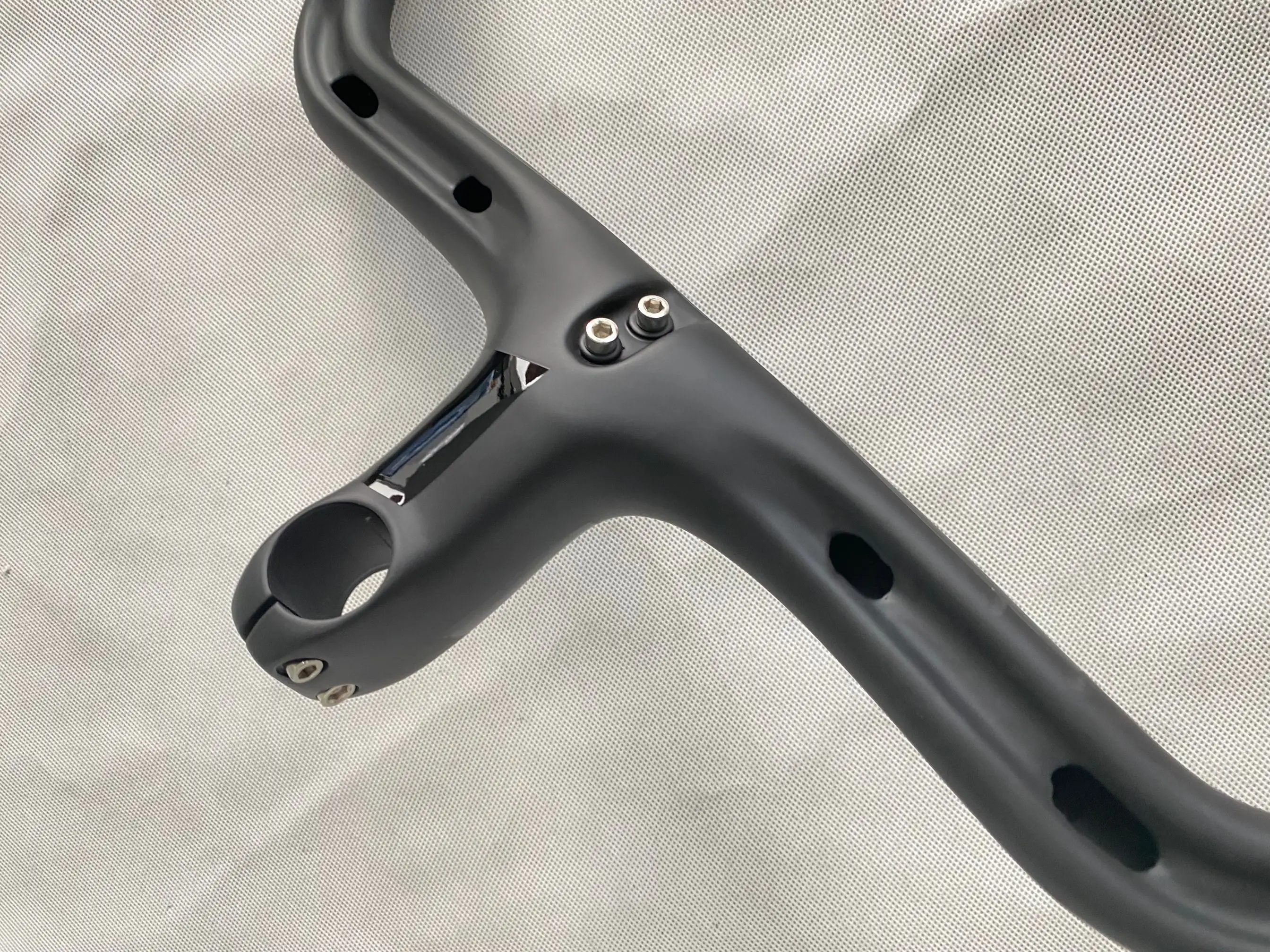 Совершенно новый гоночный шоссейный велосипед матовый UD полностью из