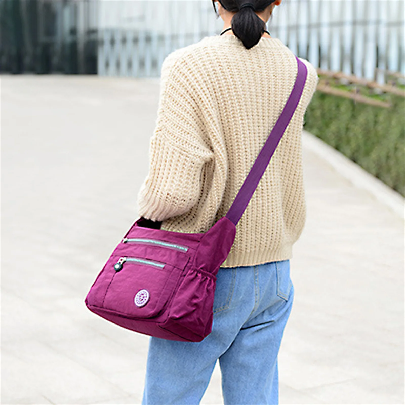 

Модная женская сумка-мессенджер 3 цветов, водонепроницаемая нагрудная сумка в стиле ретро, спортивная сумка на одно плечо на молнии для женщ...