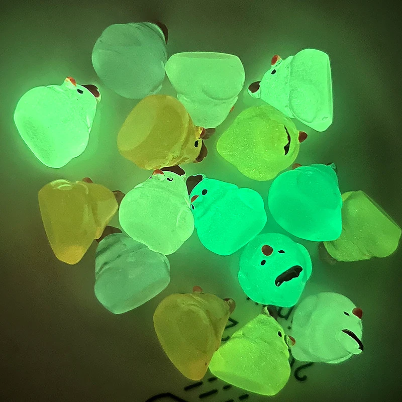 5 шт. миниатюрные фигурки цыплят из фосфоресцирующей смолы