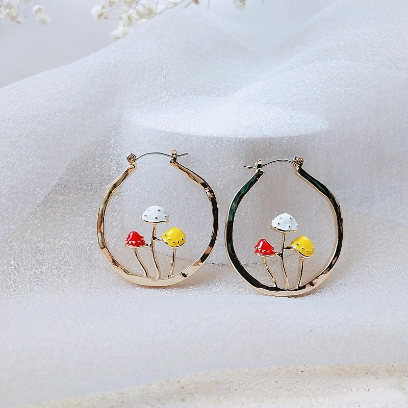 

Makersland Unique Earring For Women Cute Mushroom Hoops Gold Color Sweet Butterfy Bee Earrings Trendy Designer Jewelry Luxury