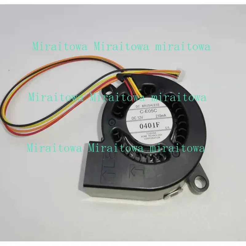 Фото .. 100% новый вентилятор для проектора C-E05C, подходит для Epson DC12V 210MA, используемый для выдувания ламп №1