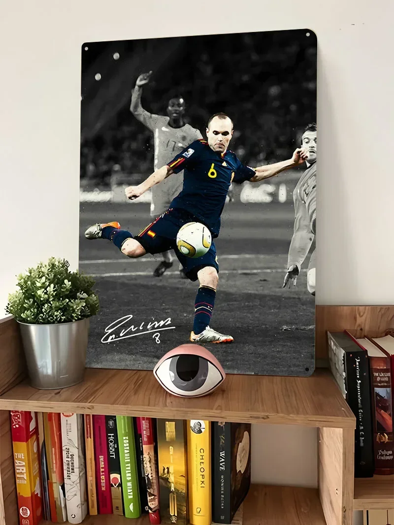 Фото Плакат Andres Iniesta для футболиста, жестяные вывески, настенный декор, индивидуальный металлический знак для настенного художественного украшения, предметы домашнего декора №4