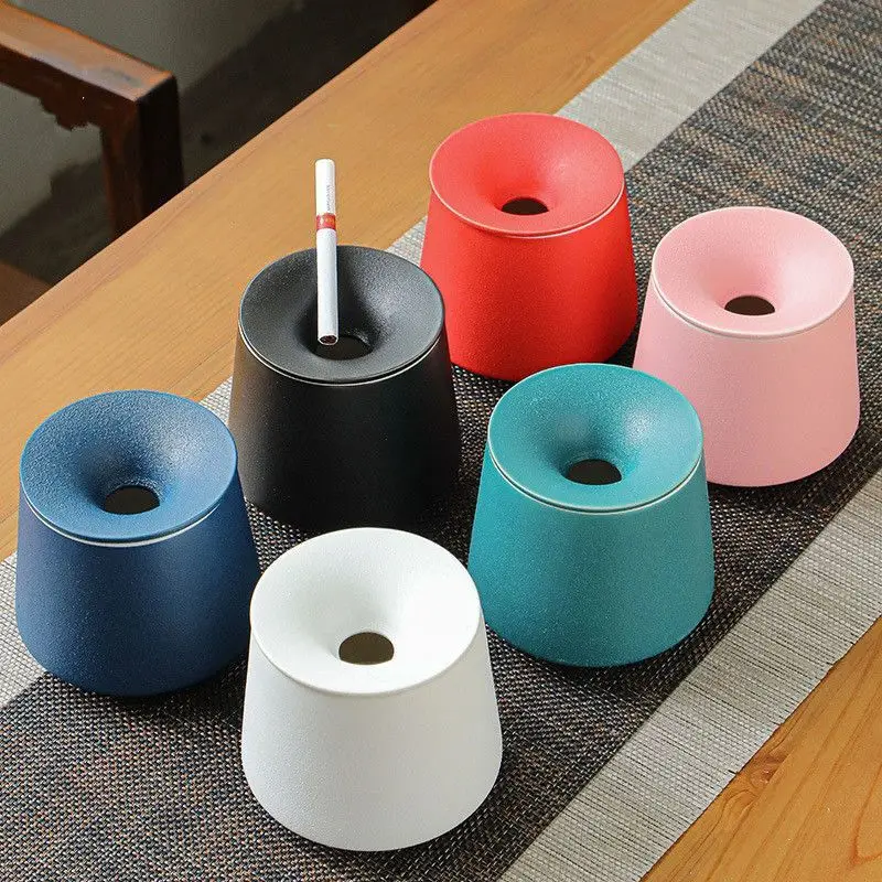 

Portable Ash Tray With Lid Desktop Cigarette Cigar Ashtrays Indoor Outdoor Ceramics Ash Tray Mold For Home Cigar Storage Cup