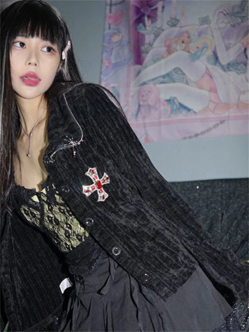 Женская куртка на пуговицах черная Готическая с длинным рукавом в стиле