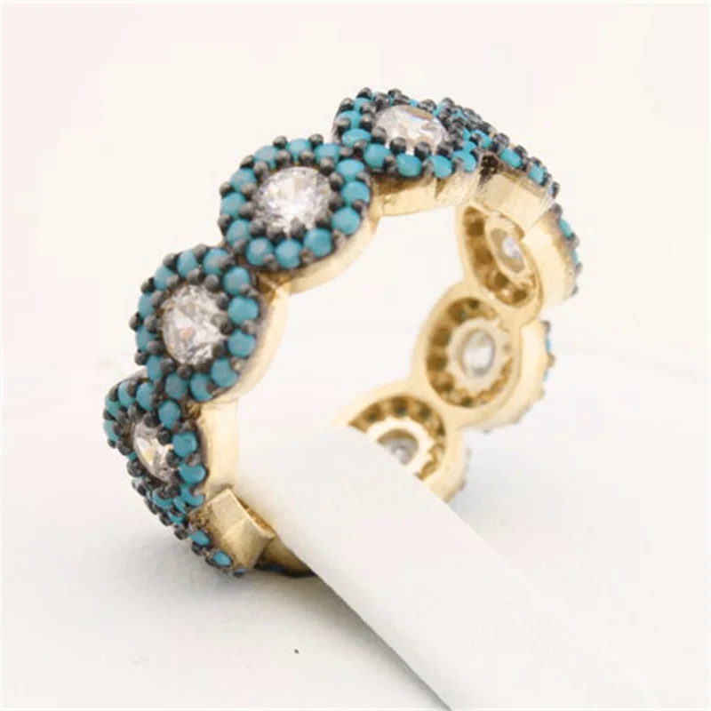 

Vintage Fashion Gold Colors Rings for Women Trendy Metal Inlaid Green White Stone Wedding Ring Engagement Jewelry