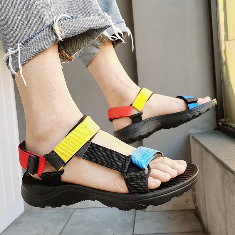 

QZ289 Summer Men Sandals Casual Roman Comfortable Lightweight Outdoor Beach Vacation Sandals 2022 New Male Casual Sandalias