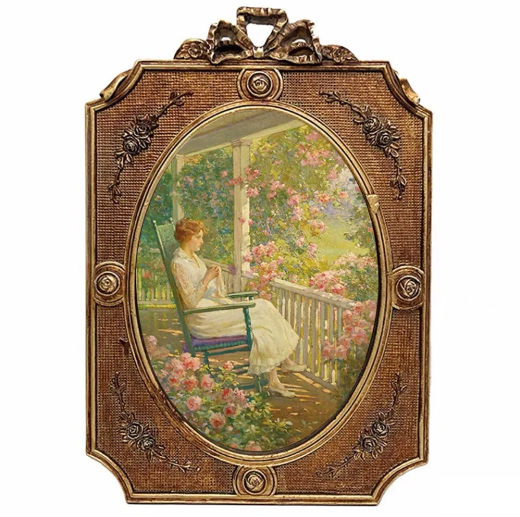 

Винтажная рельефная фоторамка из резины