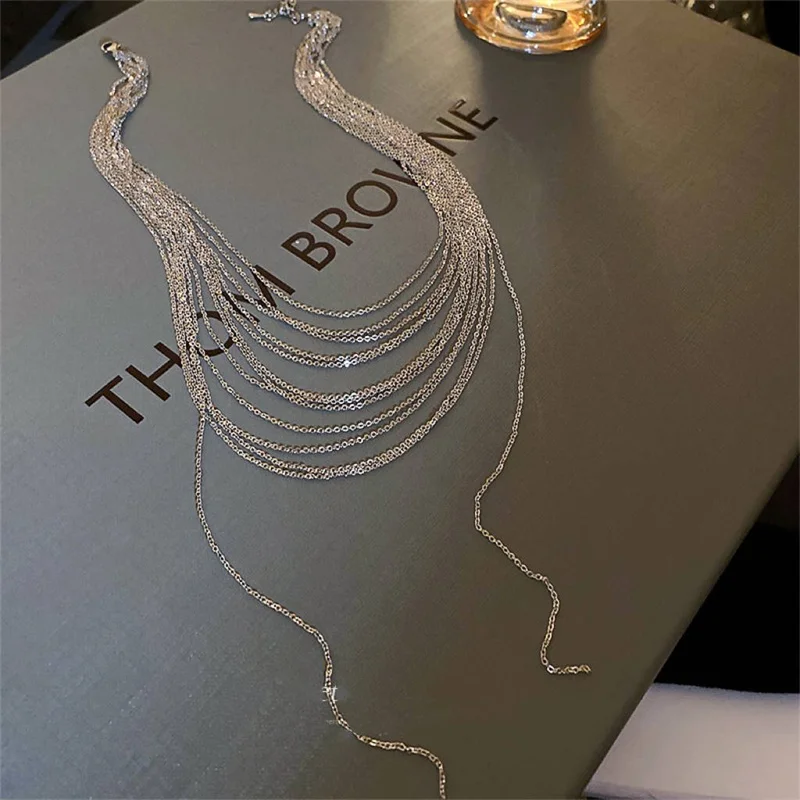 Многослойное ожерелье-чокер с кисточками и цепочкой до ключиц для женщин