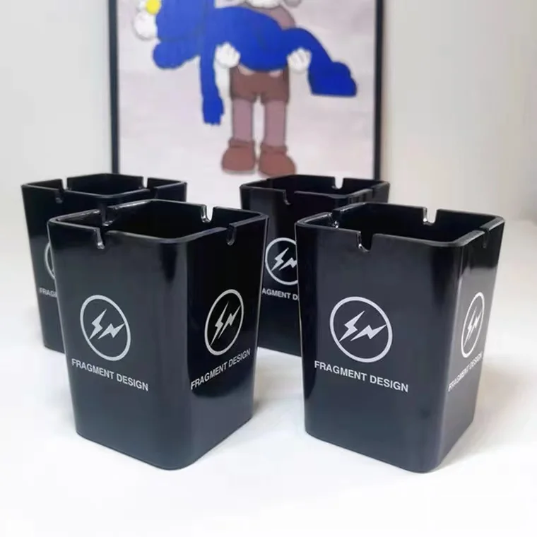 

Ceramic Ashtray Furniture Fashion Ornament