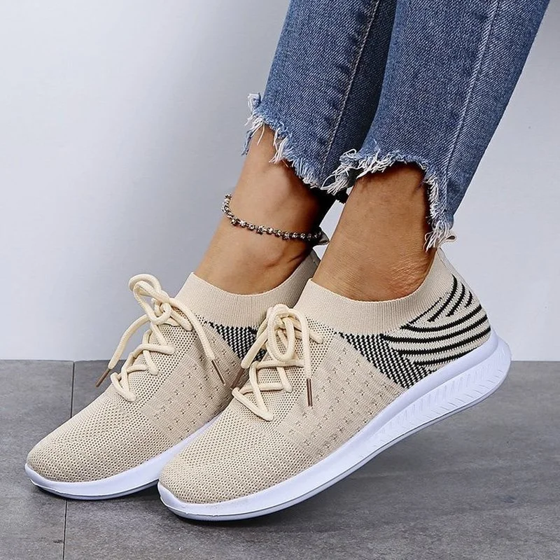 

Women Flats Shoes Plus Size 44 Breathable Mesh Platform Sneakers Women Slip on Soft Ladies Casual Shoes Woman Knit Sock Flats