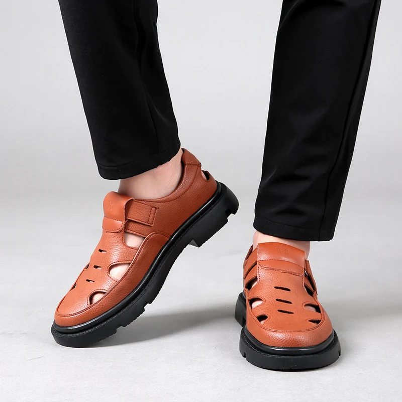 Лето 2023 мужская обувь из полой кожи повседневная черные коричневые повседневные