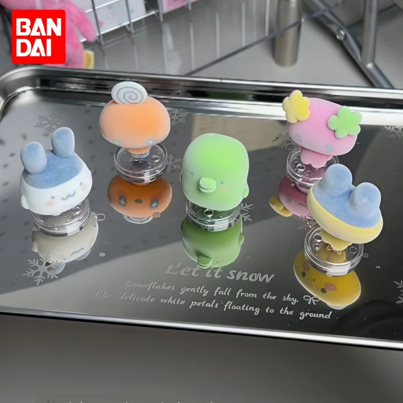 Фото Оригинальные фигурки Bandai Tamagotchi: Кучипачи, Мамэчи в дизайнерских костюмах, игрушки-сюрпризы в капсуках, украшение для офисного стола №1