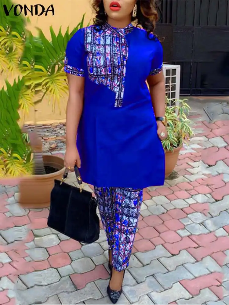 Женский офисный костюм