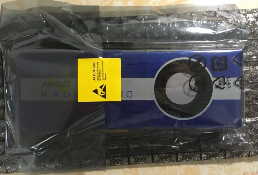 

Видеокарта Radeon PRO W5700, 8 ГБ, 6 экранов