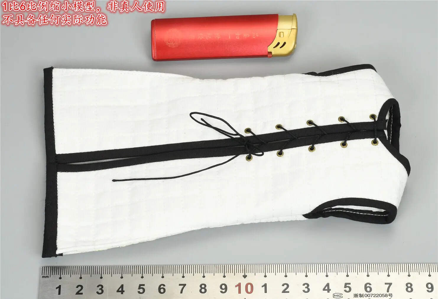 

FIRE PHOENIX 1/6 Scale FP002 Teutonic Knight White Robe Model for 12" Doll