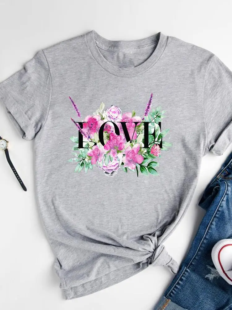 

Женская футболка с коротким рукавом, принтом и надписью Love