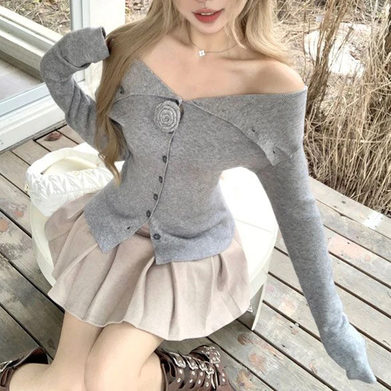 Женская одежда сексуальный вязаный кардиган с открытыми плечами и 3D цветком