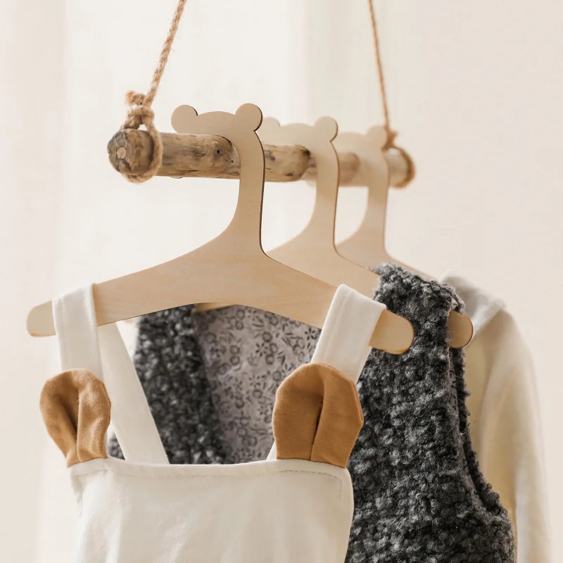 

5Pcs Baby Creative Hanger Rack Baby Wooden Clothes Hanger Home Girls Princess Room Nursery Decor for Kids Present