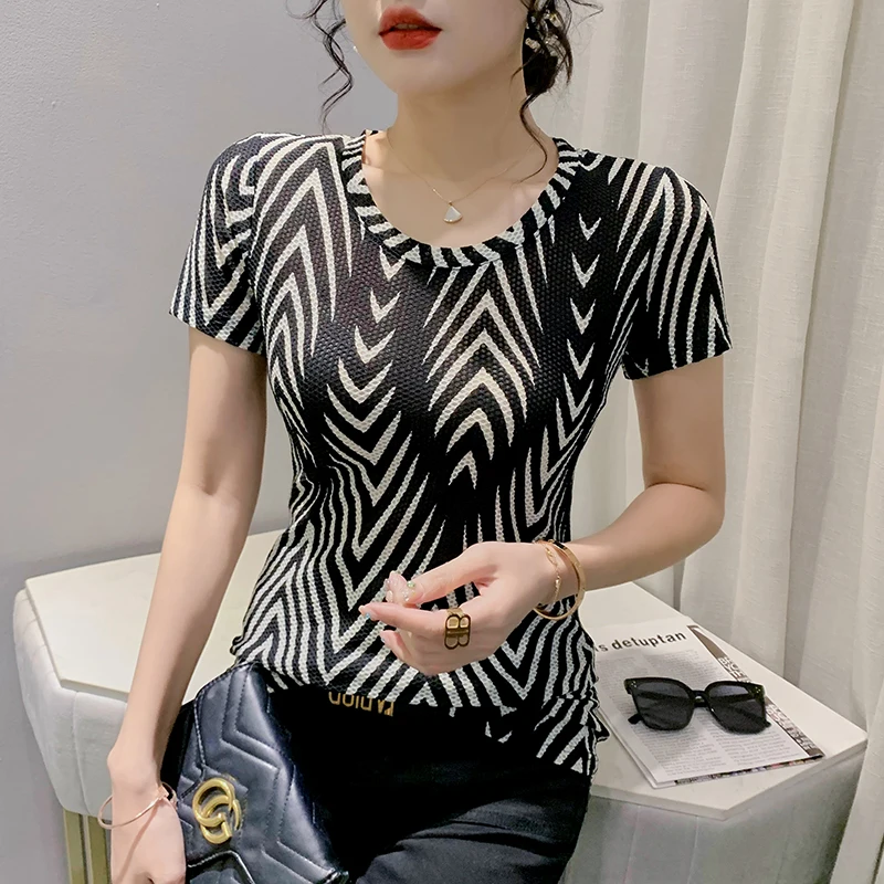 

Женская футболка с круглым вырезом и принтом, базовая облегающая футболка в европейском стиле с коротким рукавом, модель 2023 на лето, 32320