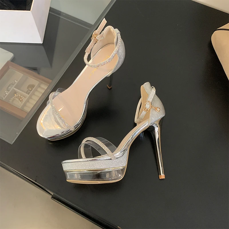 Сандалии на шпильке 12 см привлекательные сандалии из ПВХ с ремешком каблуки
