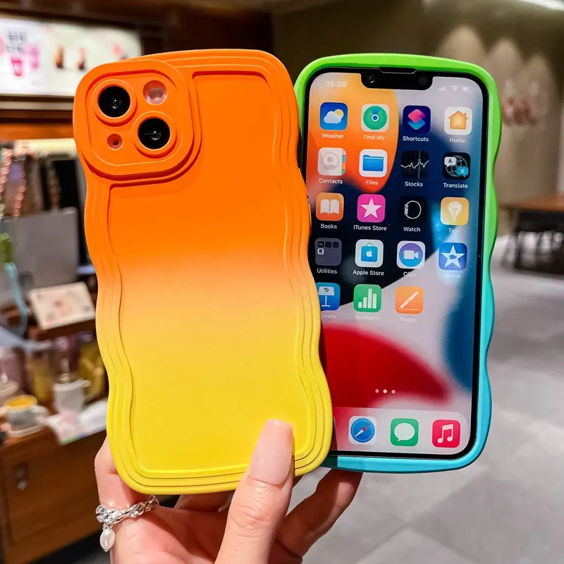 Фото Чехол для телефона с градиентной жидкой силиконовой волной для iPhone 17 16E 16 15 14 13 12 11 17 Pro X XR XS Max 6 6S 7 8 Plus SE2 SE 2022 Cover №2