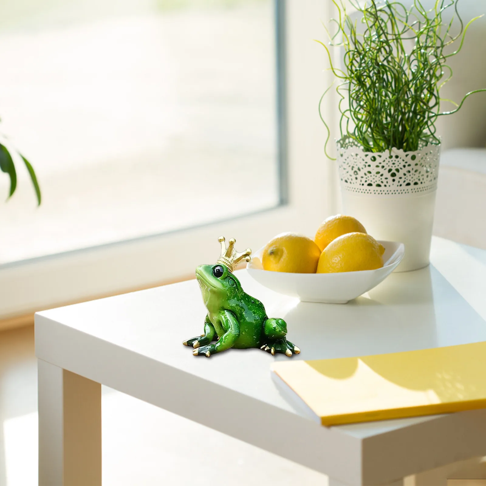 Восхитительная Коллекционная статуя лягушки-принца с короной из искусственной