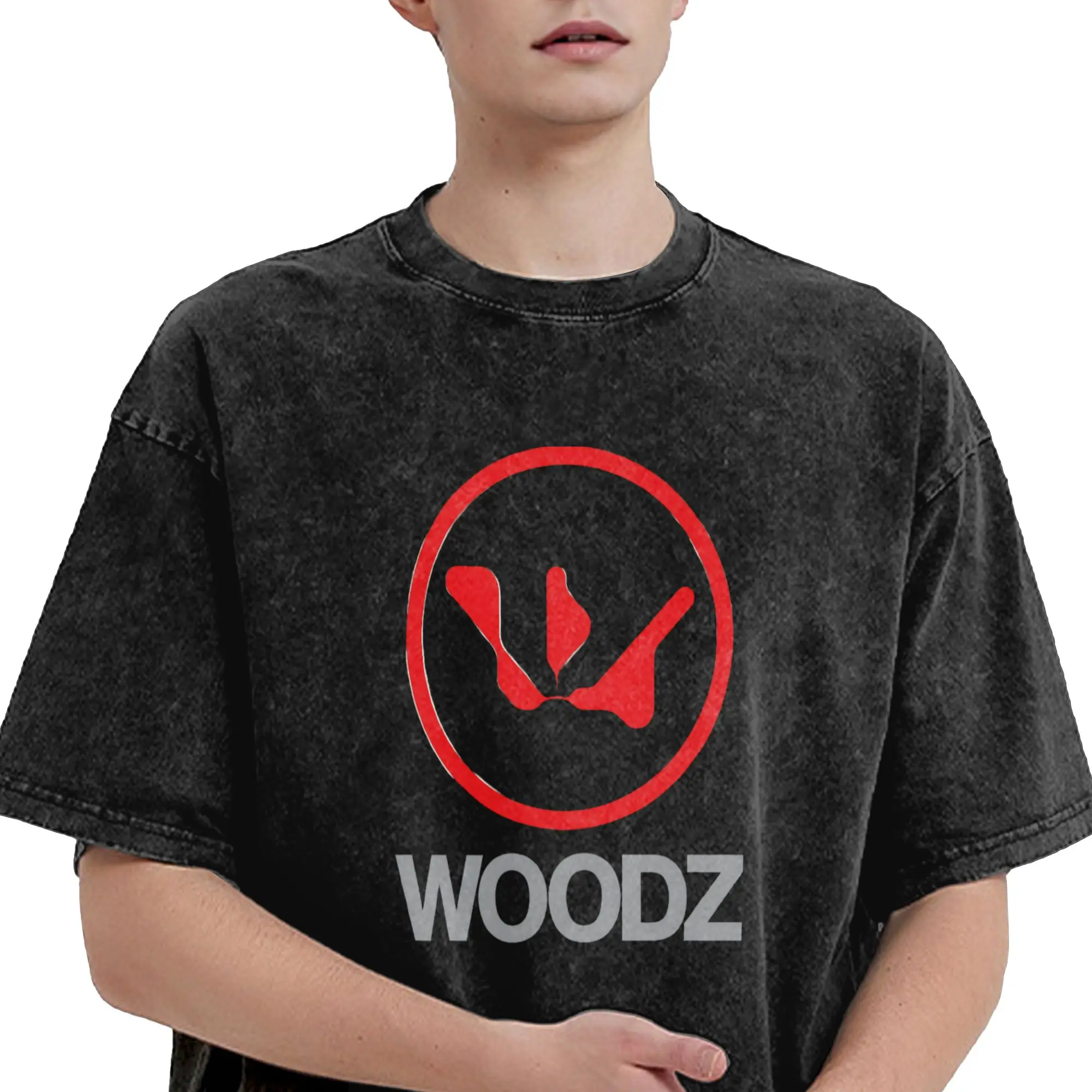 Фото Мужские футболки WOODZ World Tour 2026: Архивная коллекция 1, летняя уличная мода, футболка с коротким рукавом, круглым вырезом, трендовая, недорогая №3