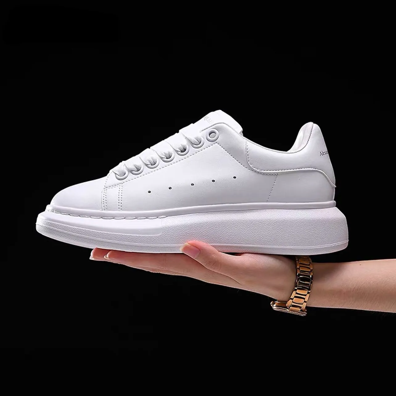 Luxury Sneakers Shoes Men Women Sneakers Autumn PU Leather Casual Shoes Fashionable Heightening Small White Shoes Running Shoes