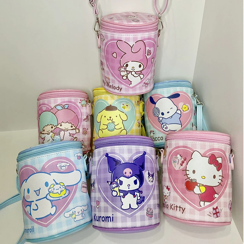 

Кавайная аниме Cinnamoroll My Melody Kuromi, милая мультяшная Водонепроницаемая цилиндрическая сумка через плечо, дорожный органайзер, подарок на день ...