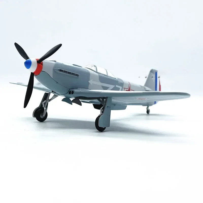Модель самолета модели советского истребителя яка 1/72 масштаб 37229 готовая игрушка