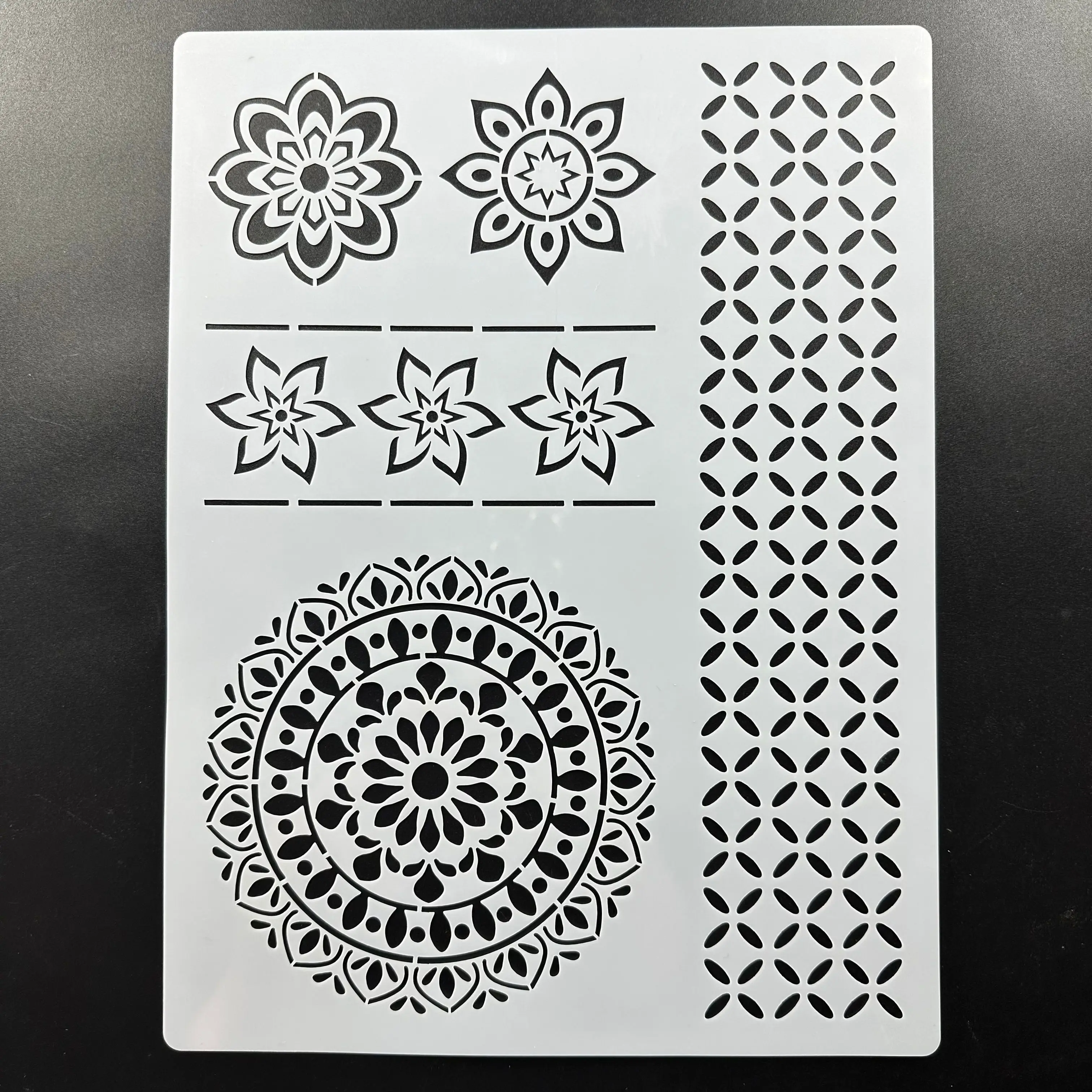 

A4 29 *21cm DIY Stencils wall Painting Scrapbook Coloring Embossing Album Decorative Paper Card Template wall mandala plastic