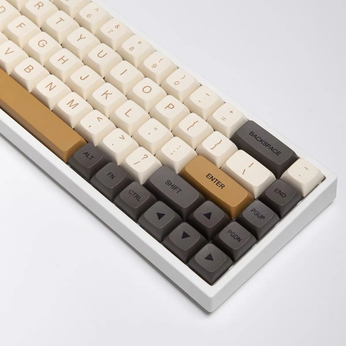 Фото Колпачки для клавиш XDA PBT с подсветкой, 126 клавиш №3