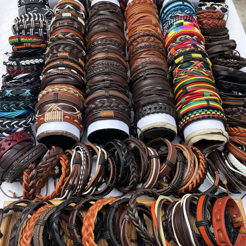 

100Pcs/lot Random Bulk Wholesale Handmade Leather Bracelets Men Women Mixed Style Braided Charm Bracelets Jewelry Gift KX14