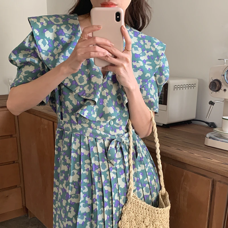 

SuperAen 2022 Summer Floral Printing Vintage V-neck Puff Sleeve Pleated Lace-up A-LINE Ankle-Length Dress for Women
