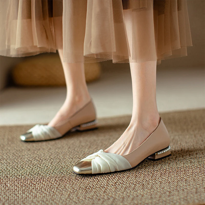 Square head silver cowhide pearl women's shoes, bow tie flower silk low heel thick heel beaded women's shoes