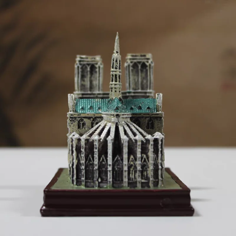 Модель собора Нотр-Дам в Париже Франция всемирно известное архитектурное