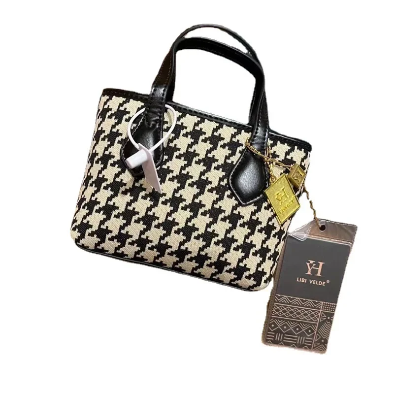 

Luxury Women's Bag 2023 New Houndstooth Large Capacity Vegetable Basket Handbag Ladies Single Shoulder Crossbody Satchels Gg Cc