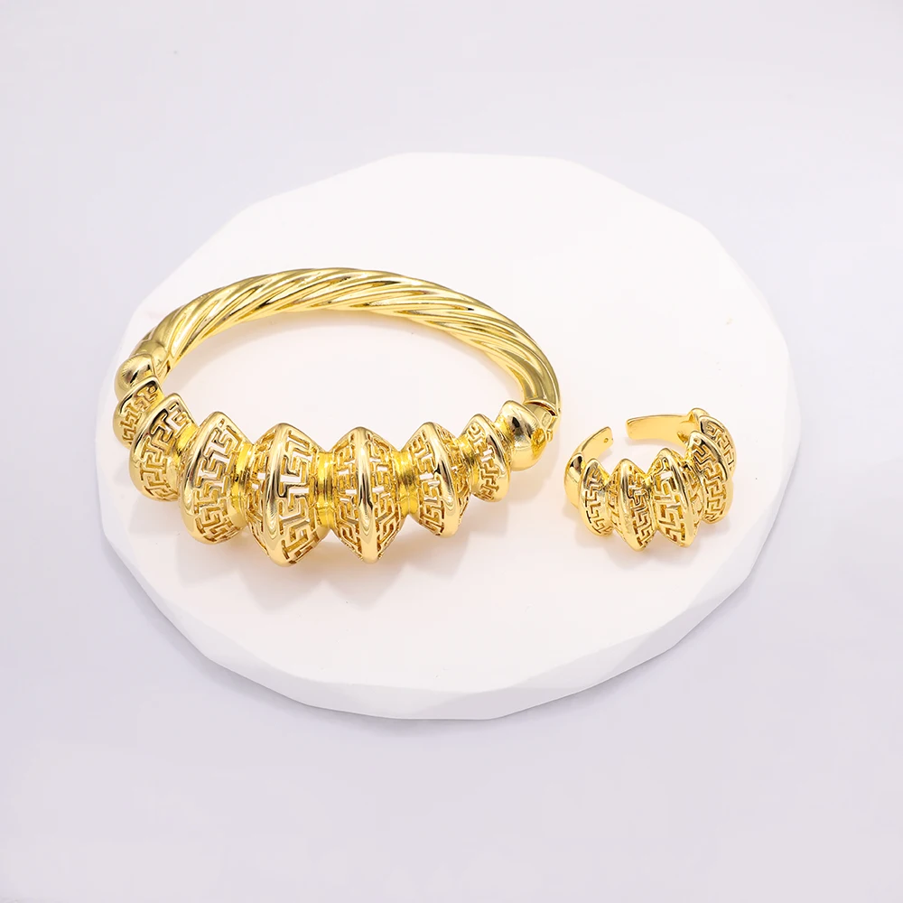 Набор колец и браслетов золотистого цвета модные ювелирные изделия