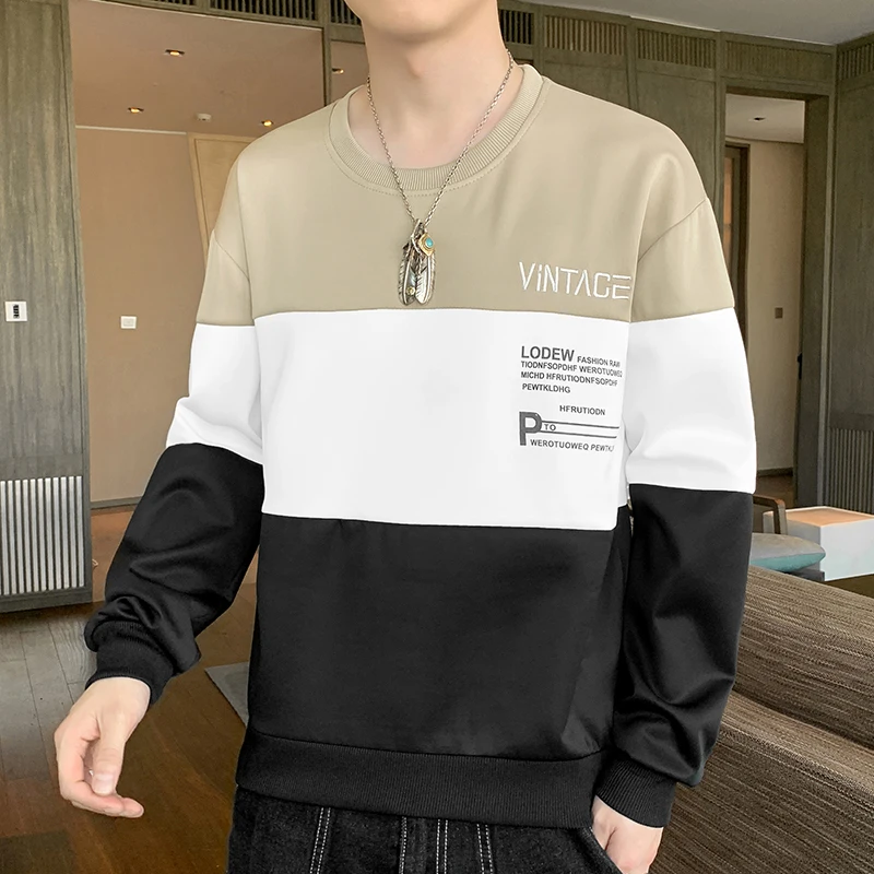 Рисунок 2 - Мужская футболка с длинным рукавом и принтом