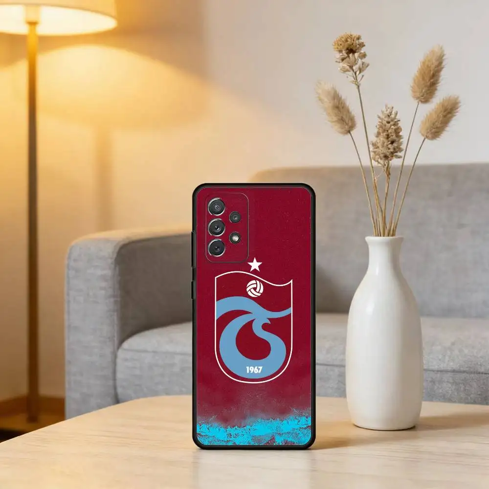 Фото Чехол для телефона T-Turkey T-Trabzonspor из мягкого силикона черного цвета для Samsung Galaxy A73, A72, A71, A70, A53, A52, A51 №4