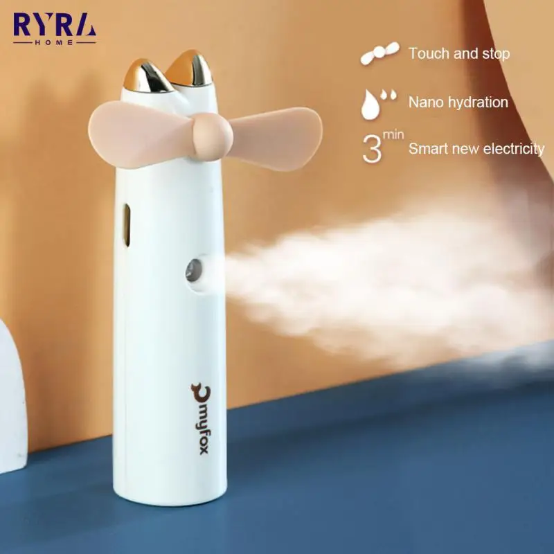 

Indoor Small Fan USB Charging Hygrometer Handheld Fan Creative Student Dormitory Desktop Mini Water Spray Fan For Humidification
