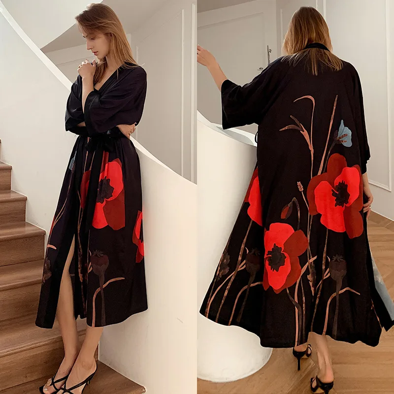 Female Lingerie Home Wear Sexy Bridesmaid Robe Dropshipping Silk Robes for Women Printed Long Gowns Sleepwear Kimono Bathrobe