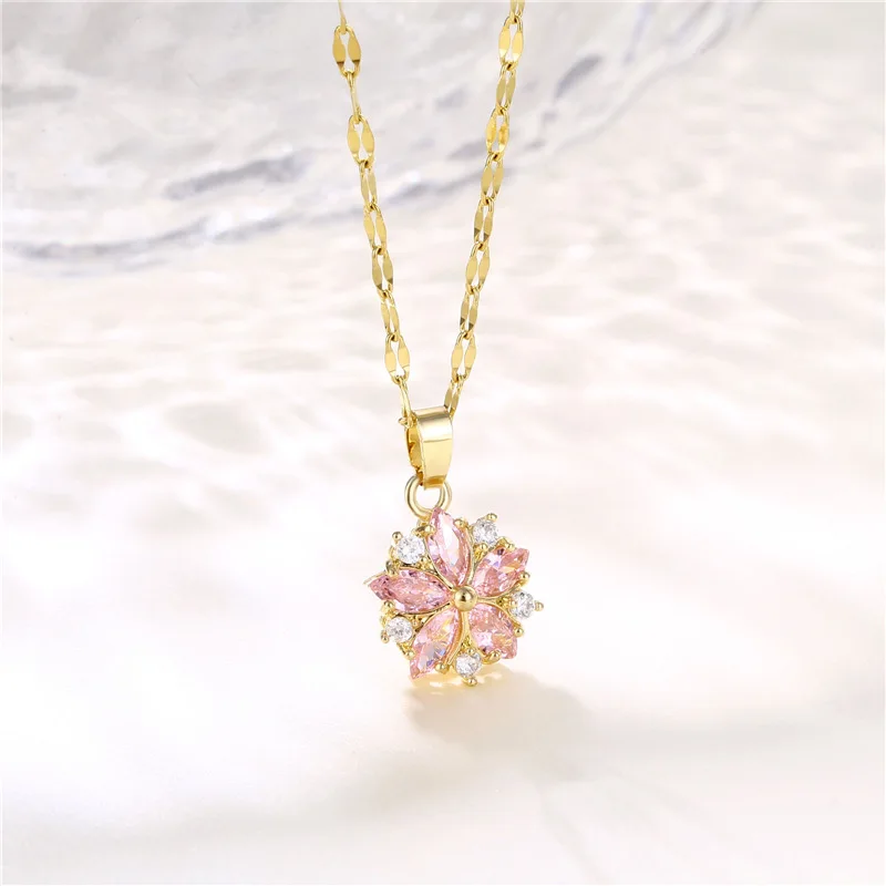 

New Style Niche Design Sense Light Luxury Zircon Cherry Blossom Snowflake Pendant Necklace Suitable For Engagement Wedding