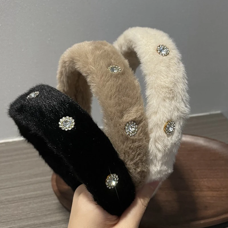 

New Furry Faux Fur Hairbands Casual Soft Warm Hair Hoop Hair Accessories Temperament Rhinestone Plush Headband Winter Headwear