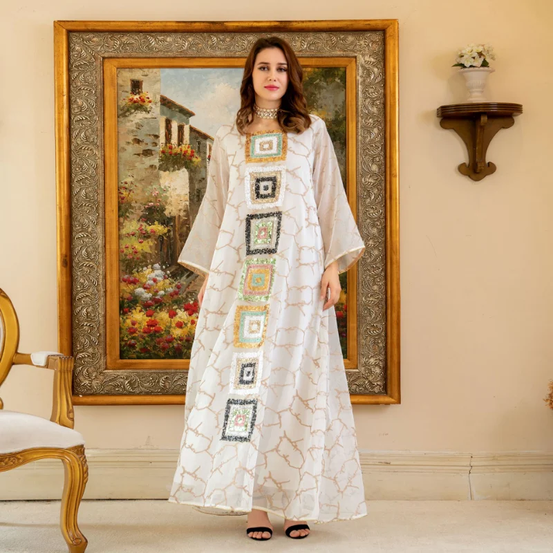 2023 Middle East Arab Muslim Robe Dress Beaded Embroidered Robe Pour Femme Musulmane Loose Evening Dress