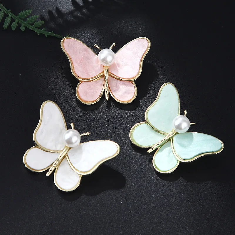 

Pearl Plate Pearl Butterfly Insect Pins Corsage Accessories Clothing Backpack Brooch Enamel Lapel Pins Badge Wholesale