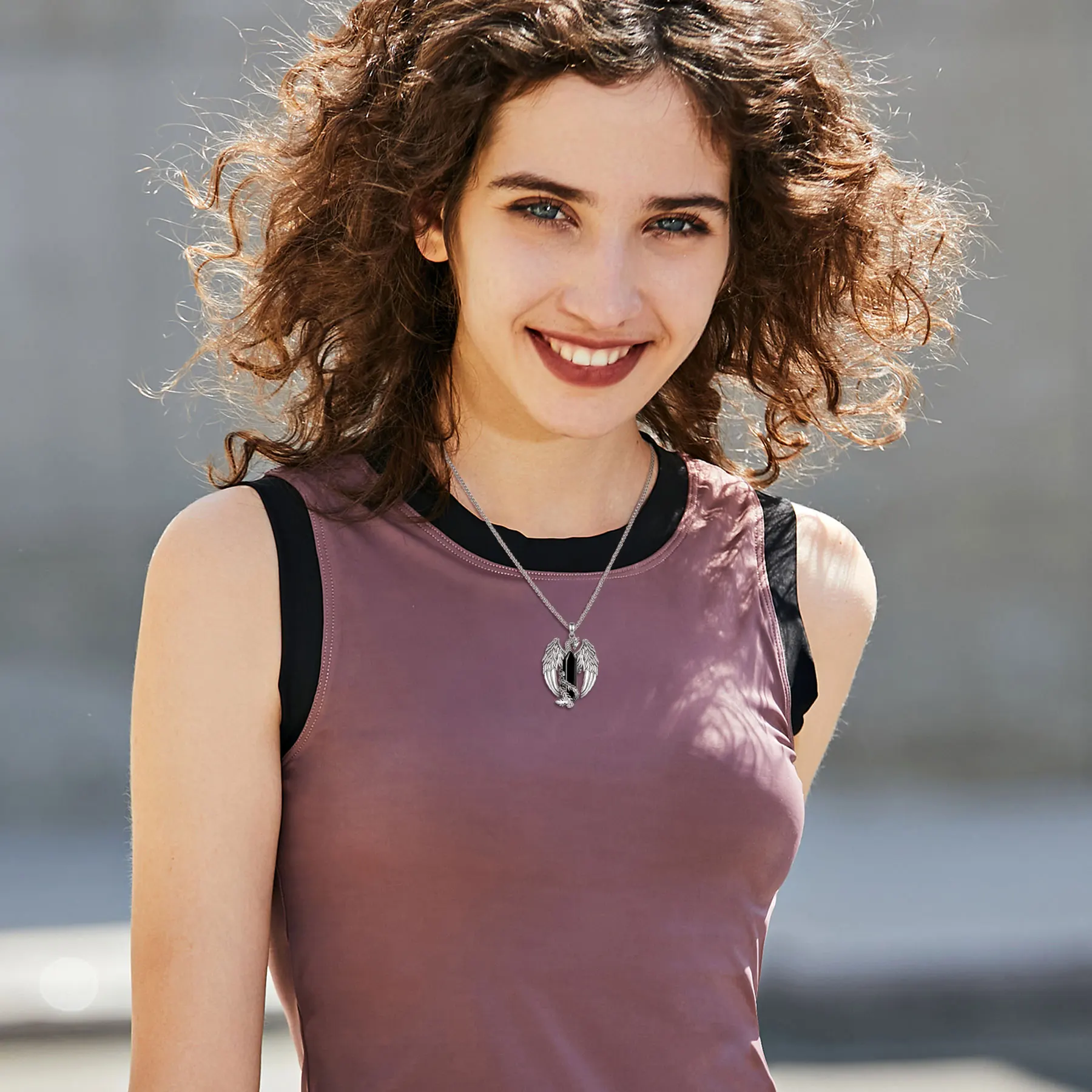 Ожерелье Eudora Phoenix Twining гексагональное обсидиановое призматическое ожерелье в