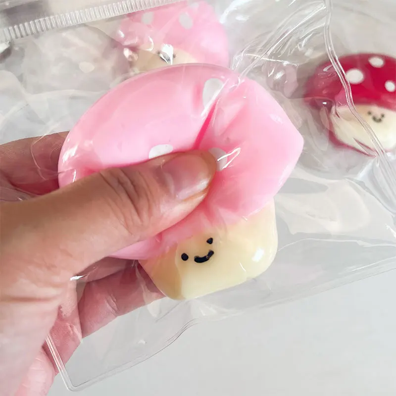 НОВАЯ игрушка-непоседа Kawaii Mushroom Squeeze Toy Мягкие игрушки для снятия стресса с