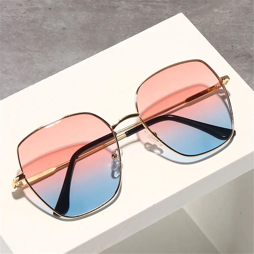 

Vintage UV400 Driving Sun Glasses Women Metal Sunglasses Retro Shades Square Sunglasses Eyewear