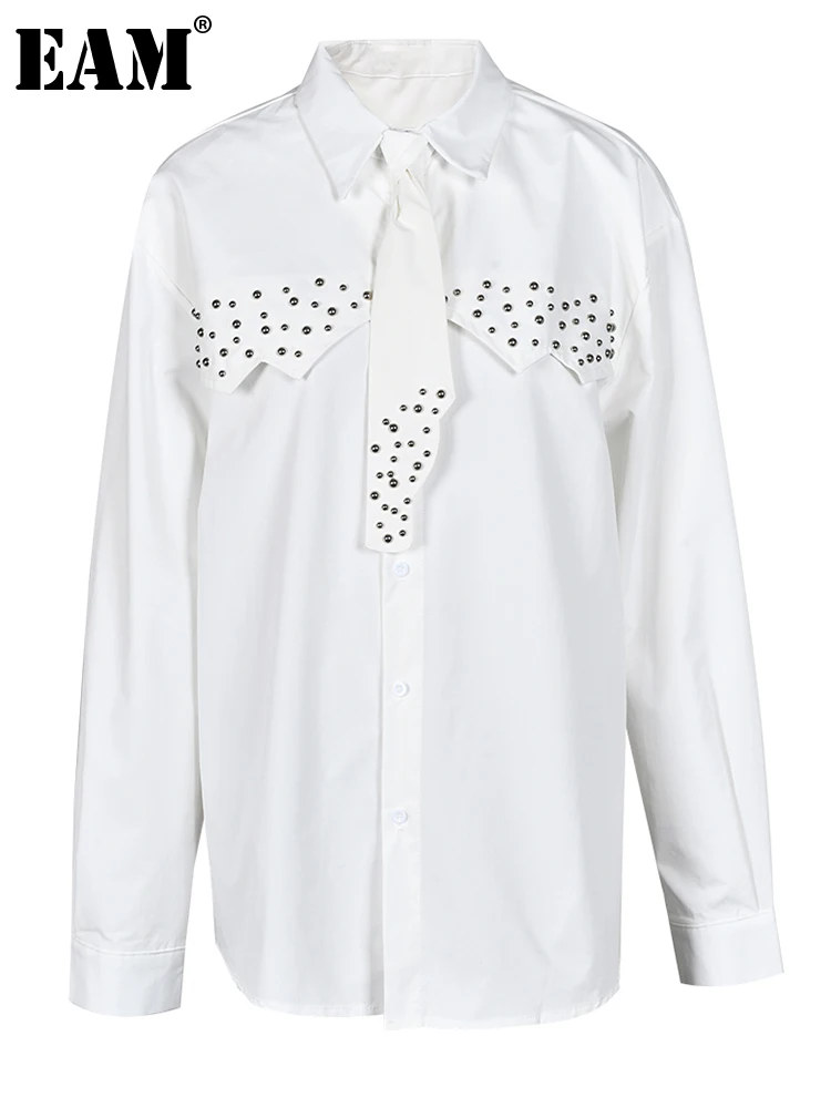 

[EAM] Women White Rivet Big Size Casual Blouse New Lapel Long Sleeve Loose Fit Shirt Fashion Tide Spring Autumn 2023 CPG0383